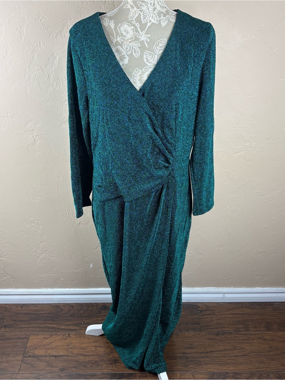 EVA USA Green Sparkle Formal Gown Dress Long Sleeve Faux Wrap Ruched Women’s 3XL